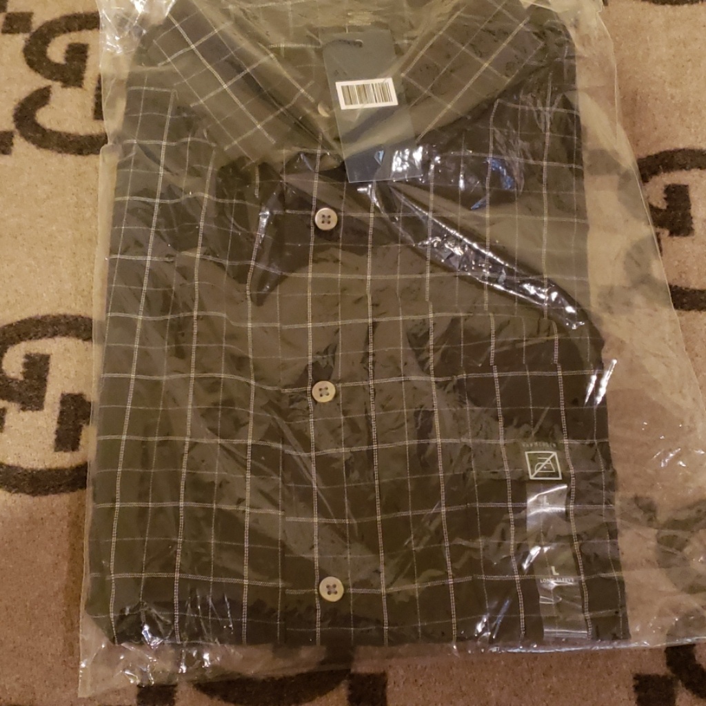 Brand New Black W White Stripes Van Heusen Shirt